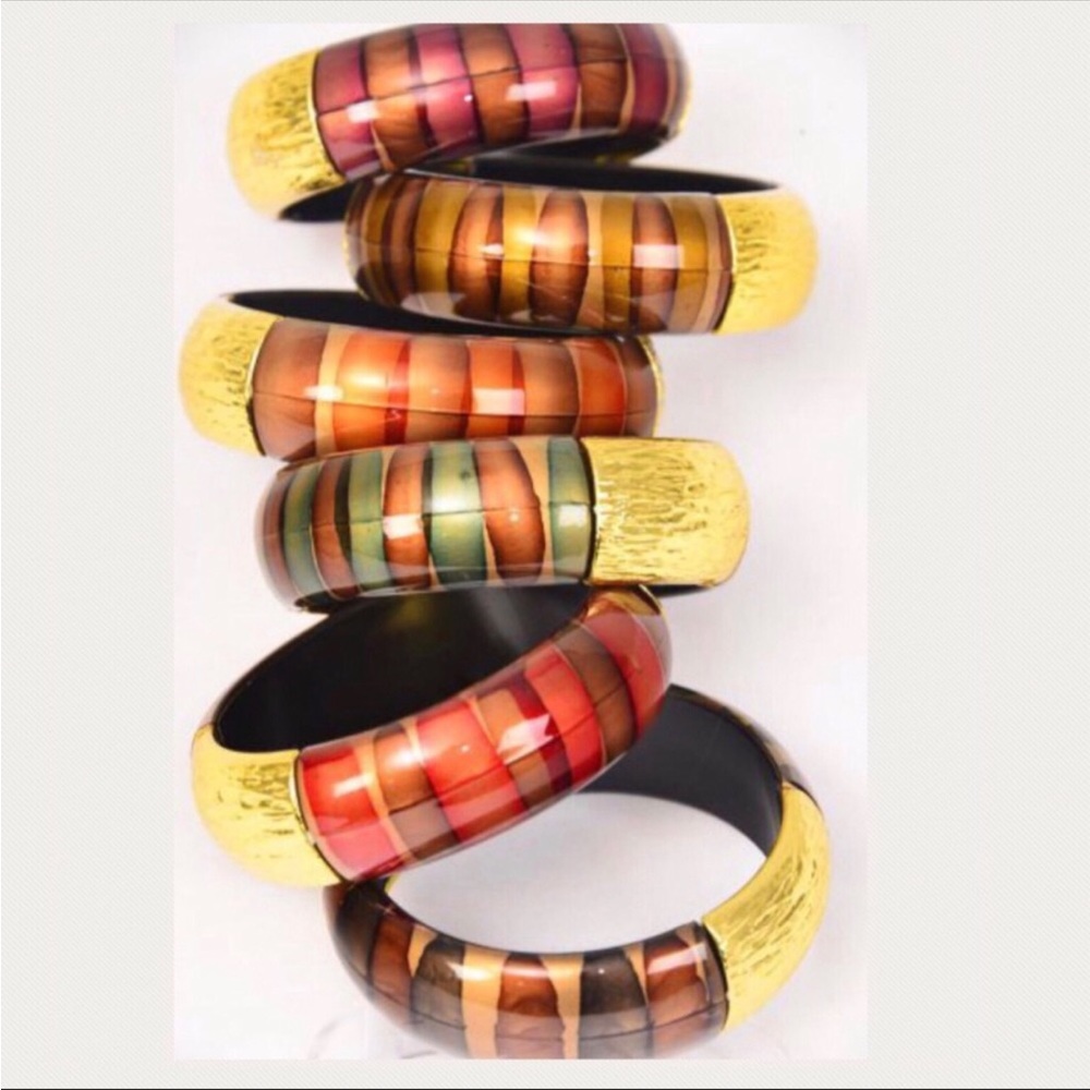 ❇️ Acrylic brush stripe bangle